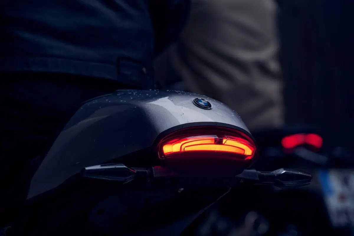 BMW svela le nuove R 12 ed R 12 nineT. Qui tutti i dettagli e la gallery (48)