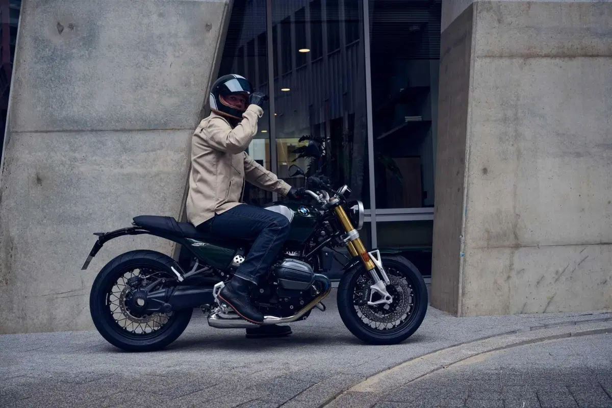 BMW svela le nuove R 12 ed R 12 nineT. Qui tutti i dettagli e la gallery (50)