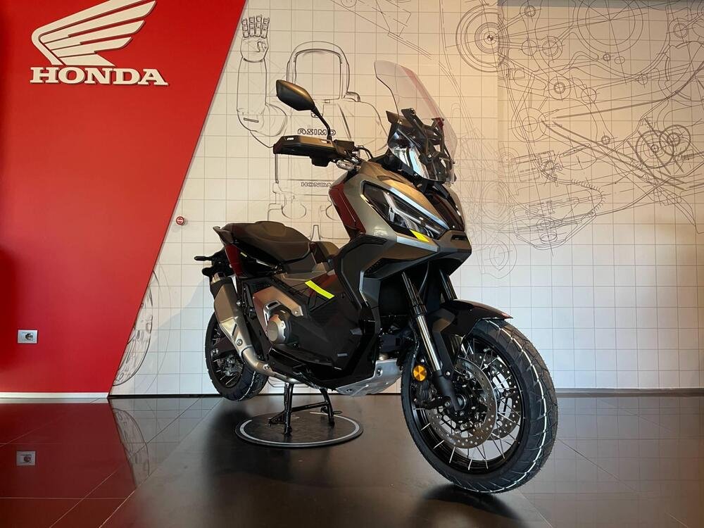 Honda X-ADV 750 DCT (2021 - 24) (3)