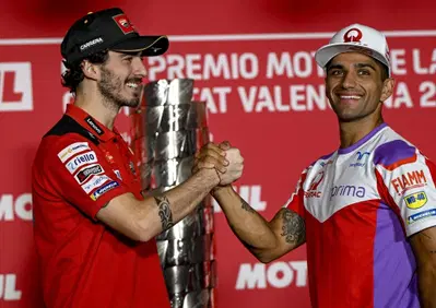 MotoGP 2023. GP di Valencia. FP1: Jorge Martin terzo dietro due Ducati, Pecco Bagnaia 13esimo