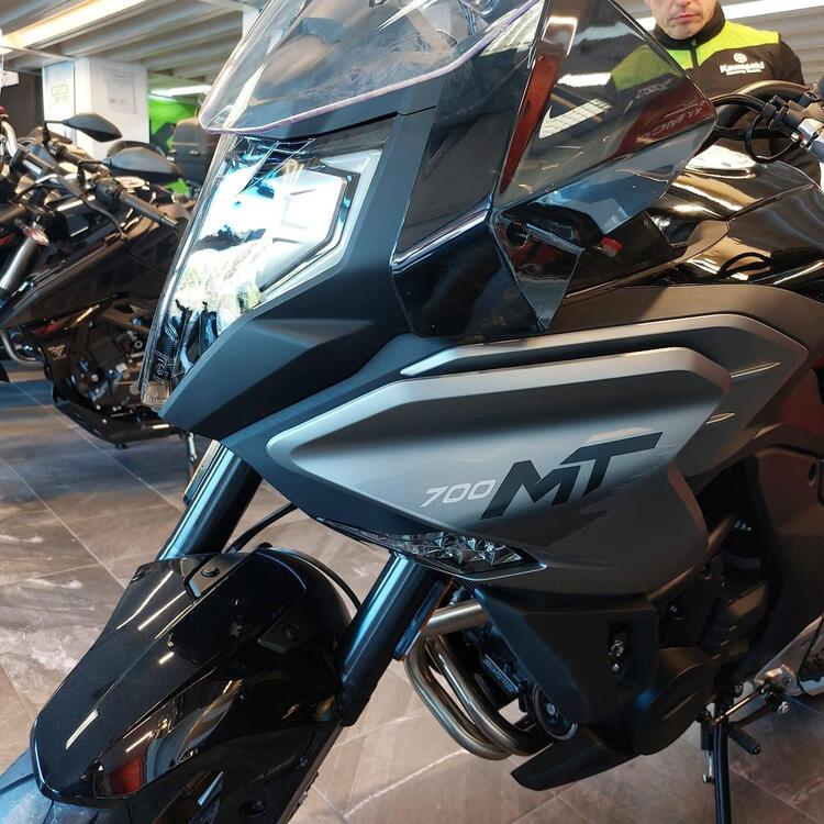 CFMOTO 700MT (2024) (2)