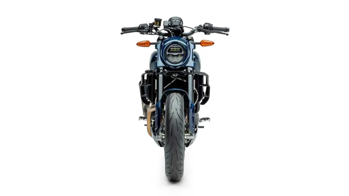 Indian FTR 1200 FTR 1200 x 100% R Carbon (2024 - 25) (5)