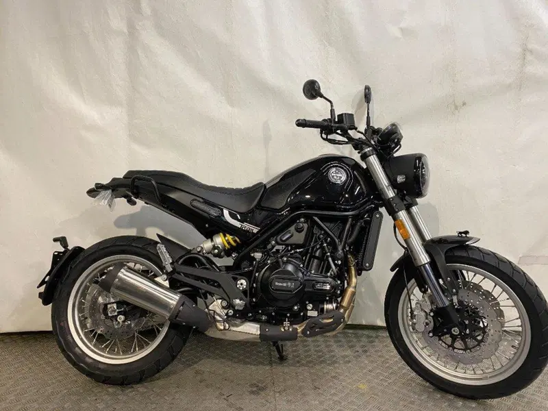 Benelli Leoncino 500 Trail (2021 - 26) (2)