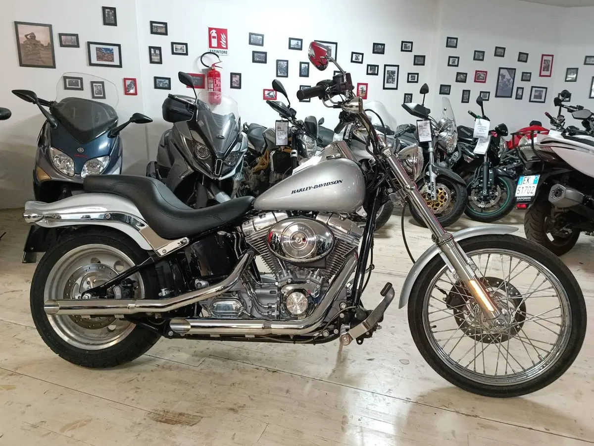 Harley-Davidson 1450 Standard (2002 - 05) - FXSTI