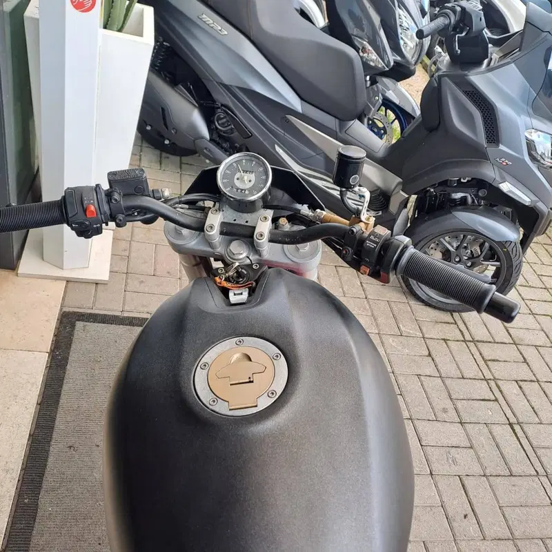 Ducati Monster 600 (1994 - 02) (3)