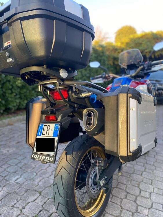 Honda Africa Twin CRF 1000L DCT Travel Edition (2018 - 19) (2)