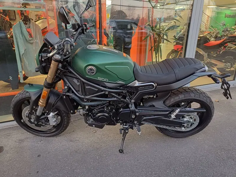 Benelli Leoncino 800 (2022 - 26) (3)