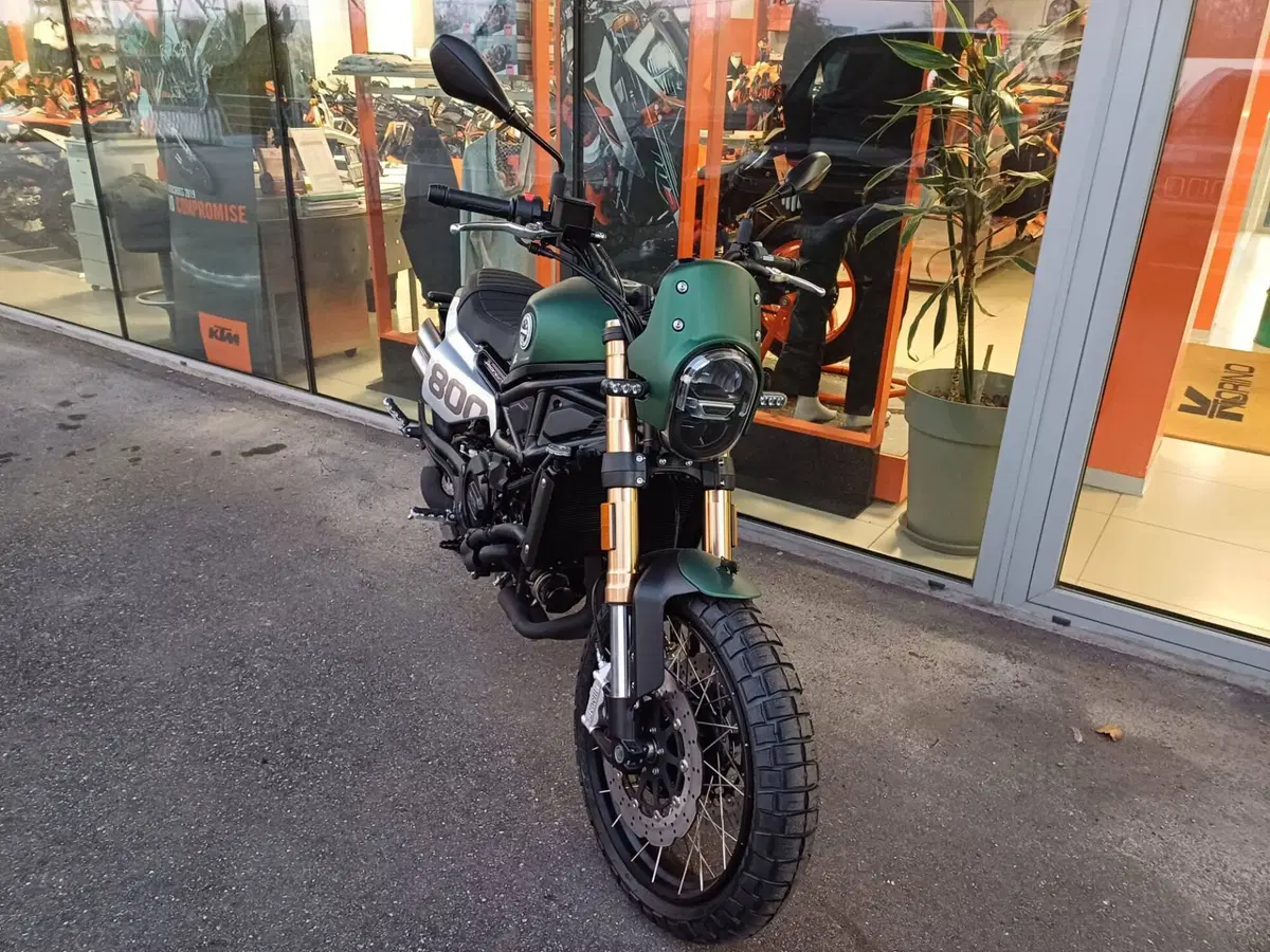Benelli Leoncino 800 Trail (2022 - 26) (2)