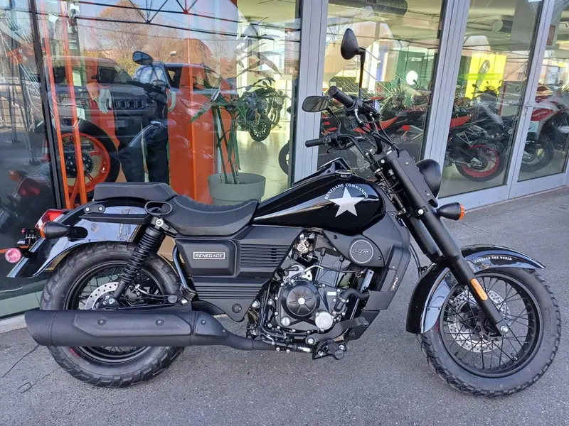 Um Italia Renegade Commando 300 (2023 - 24)