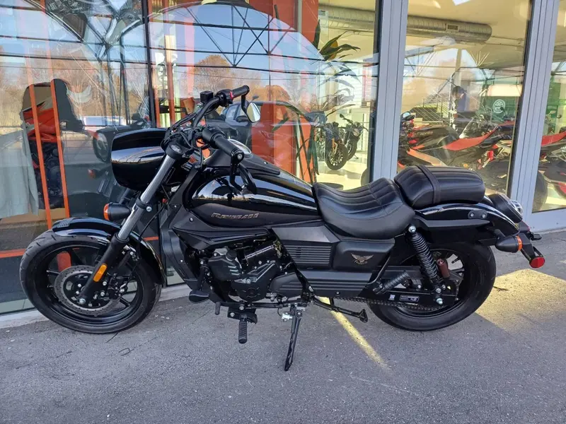 Um Italia Renegade Freedom 300 (2023 - 24) (3)