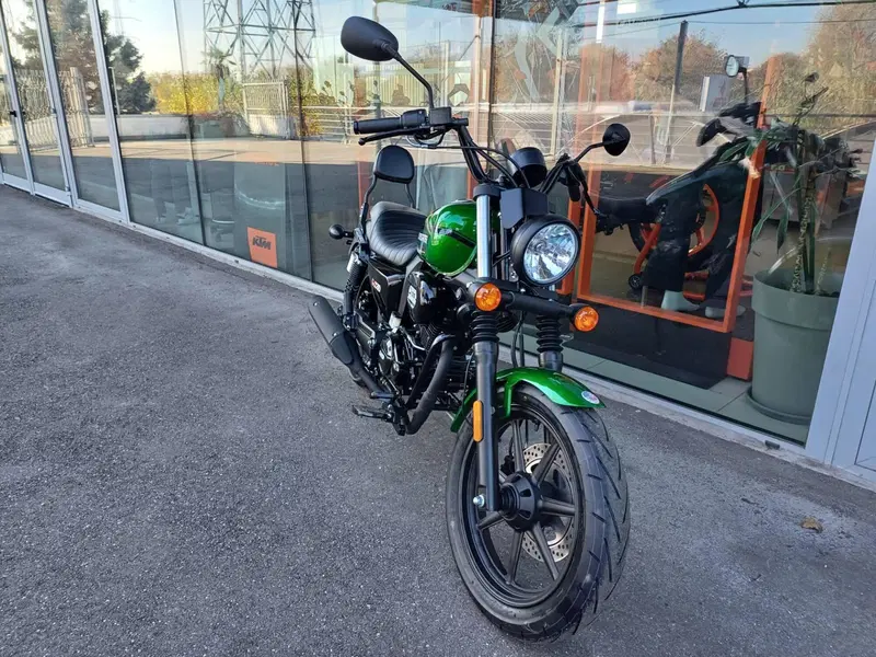 Um Italia Renegade Sport 125 (2023 - 26) (2)