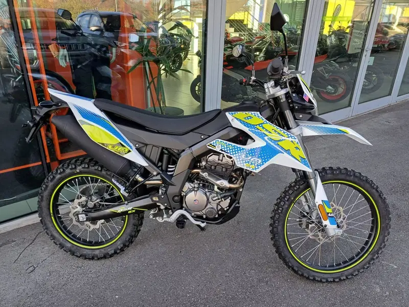 Um Italia DSR 125 EX (2023 - 26)