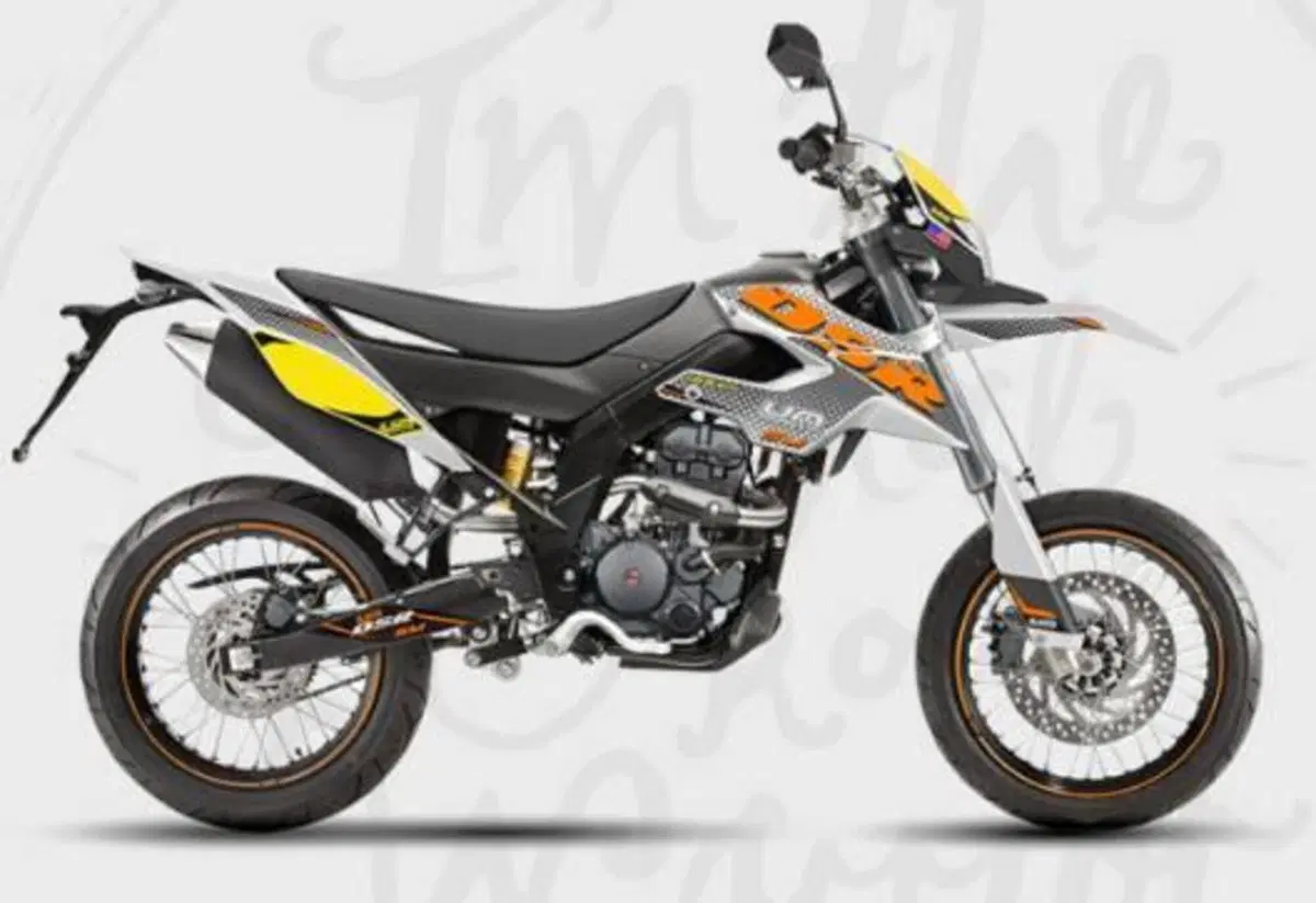 Um Italia DSR 125 SM (2023 - 26) (5)