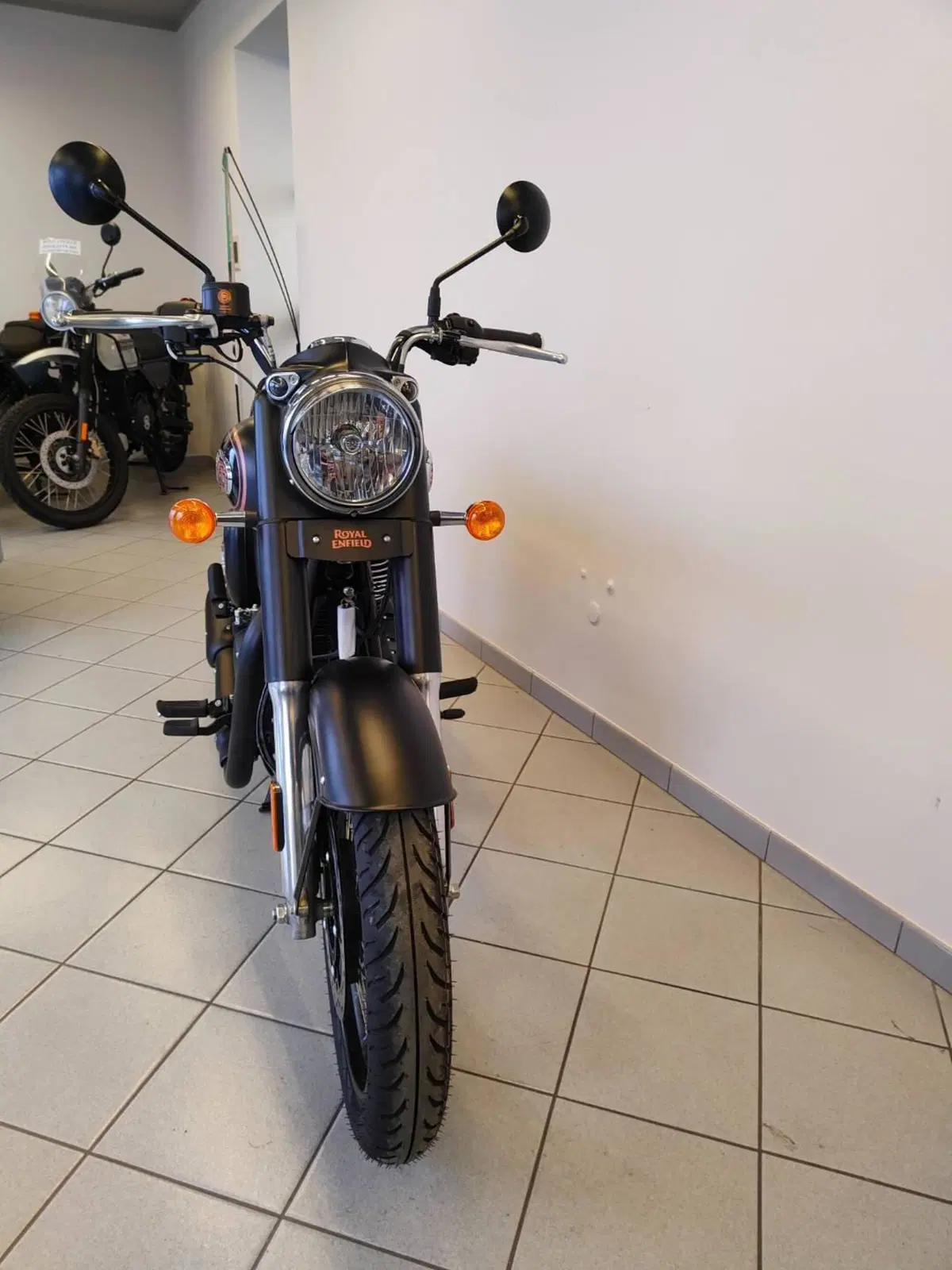 Royal Enfield Bullet 350 (2024 - 26) (5)