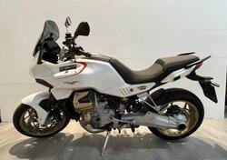 Moto Guzzi V100 Mandello (2023 - 24) usata
