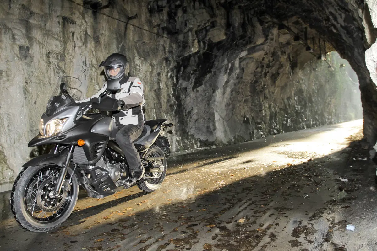 Suzuki V-Strom 650XT ABS (8)