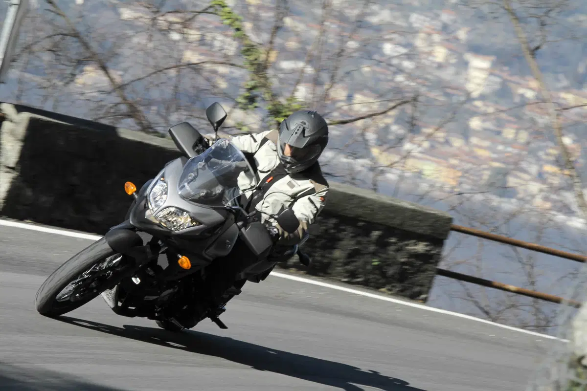 Suzuki V-Strom 650XT ABS (6)