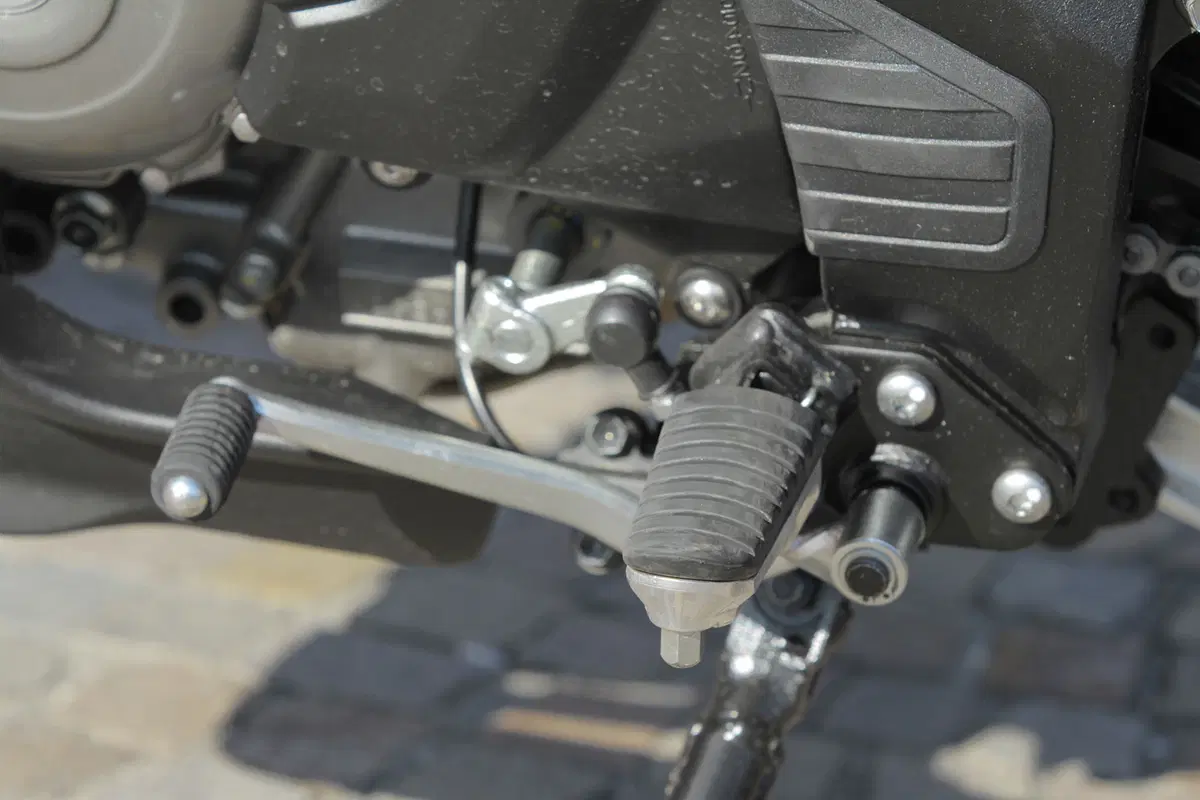 Suzuki V-Strom 650XT ABS (33)