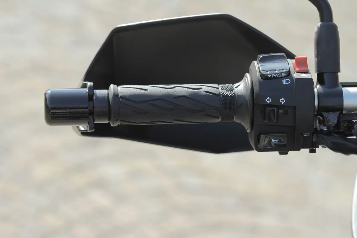Suzuki V-Strom 650XT ABS (24)
