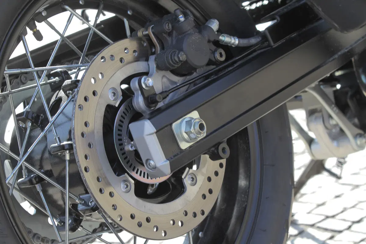 Suzuki V-Strom 650XT ABS (28)