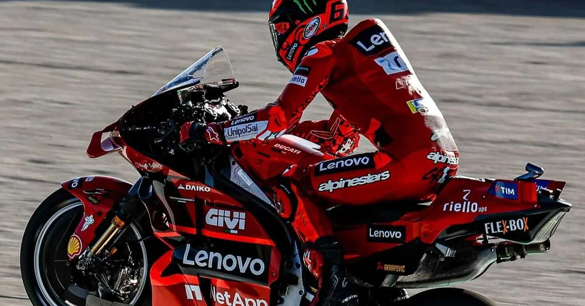MotoGP 2023. GP di Valencia. Pecco Bagnaia campione dopo un'altra grande stagione, ma ci sono ancora tante sfide da vincere!
