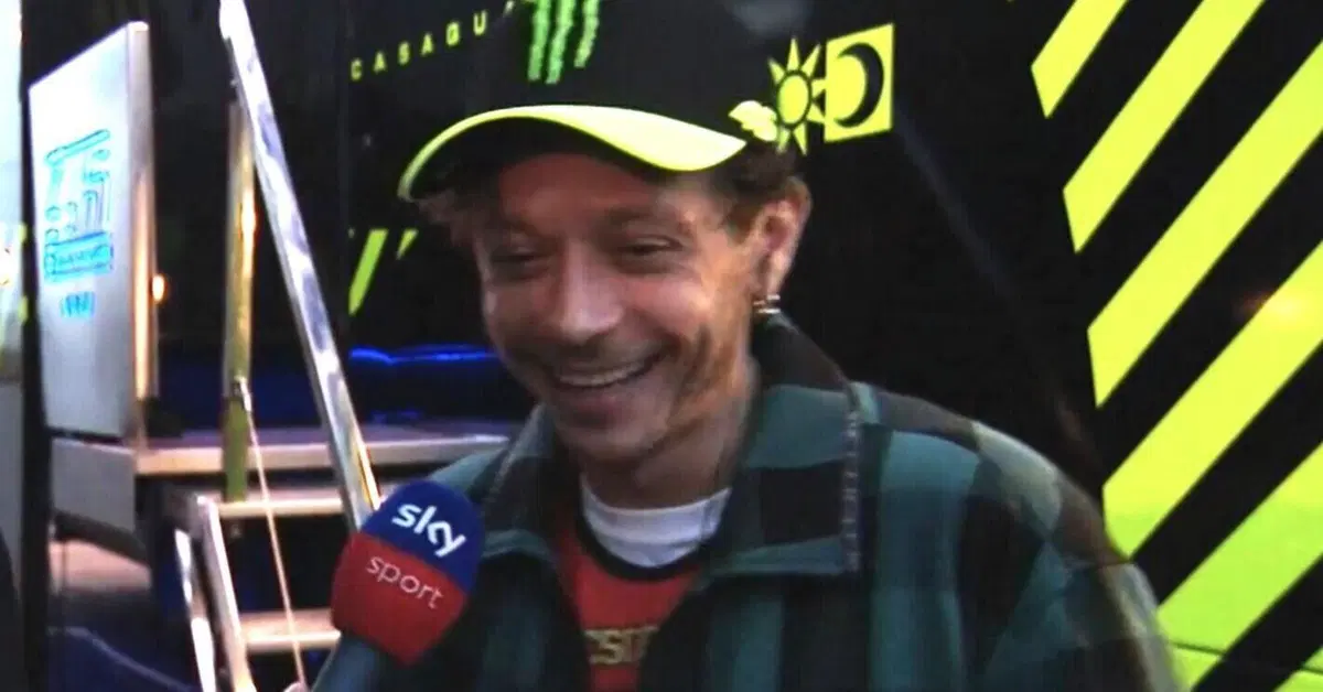 MotoGP 2023. GP di Valencia. Valentino Rossi: "Chi con Marco Bezzecchi nel 2024? Due italiani in ballo: Fabio Di Giannantonio e... io!". Poi parla di Marc Marquez