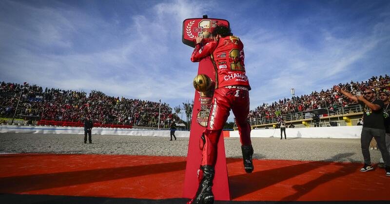 MotoGP 2023. Le pagelle del GP di Valencia: Francesco Bagnaia, campione come i campionissimi
