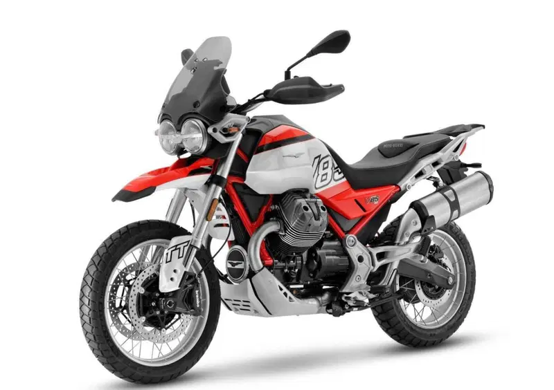 Moto Guzzi V85 V85 TT (2024 - 26) (3)