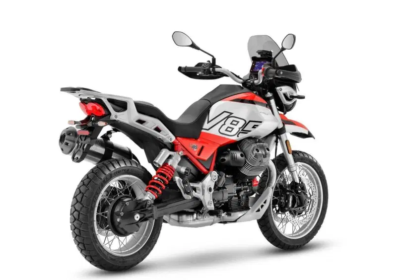 Moto Guzzi V85 V85 TT (2024 - 26) (4)