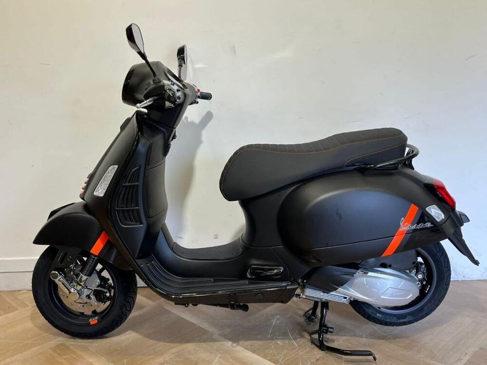 Vespa GTS 300 Super Sport (2023 - 24) (2)