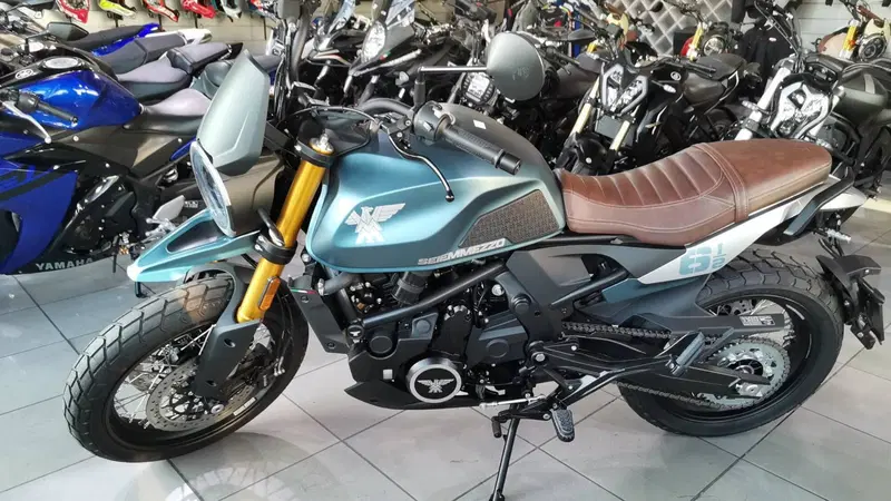 Moto Morini SEIEMMEZZO SCR (2022 - 26)