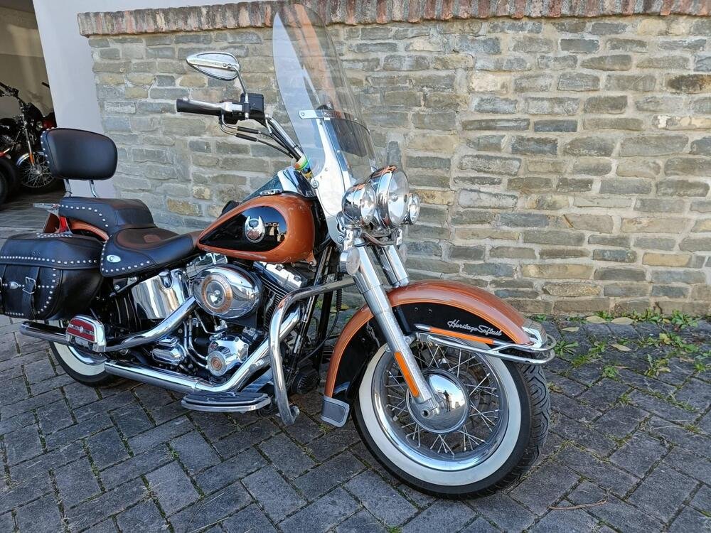 Harley-Davidson 1584 Heritage Classic (2008 - 10) - FLSTC (4)