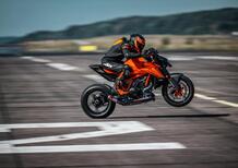 KTM 1390 SUPER DUKE R e EVO: caratteristiche tecniche, dotazione, cosa cambia. Ancora più bestia! [VIDEO e GALLERY]