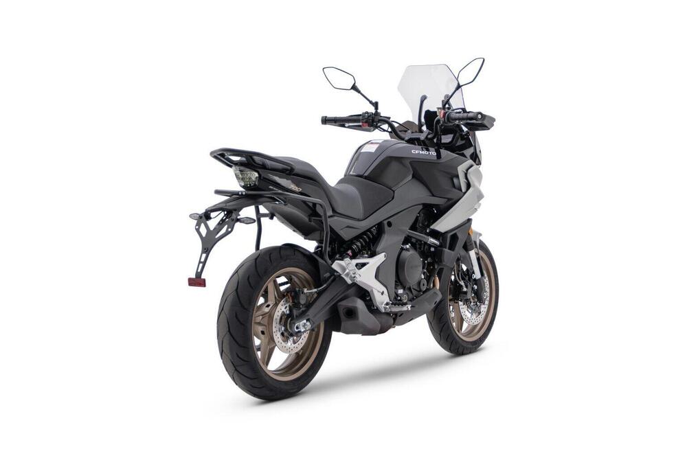 CFMOTO 700MT (2024) (4)