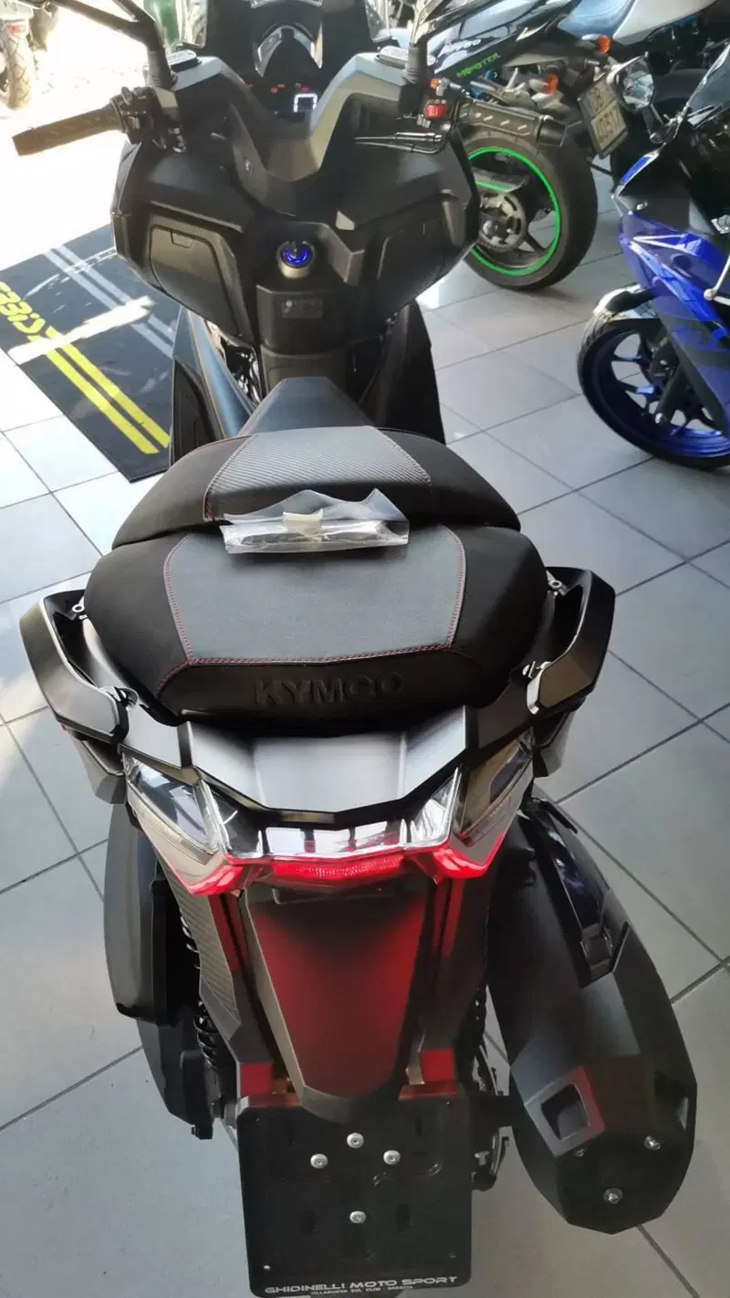 Kymco Xciting VS 400i (2023 - 26) (4)