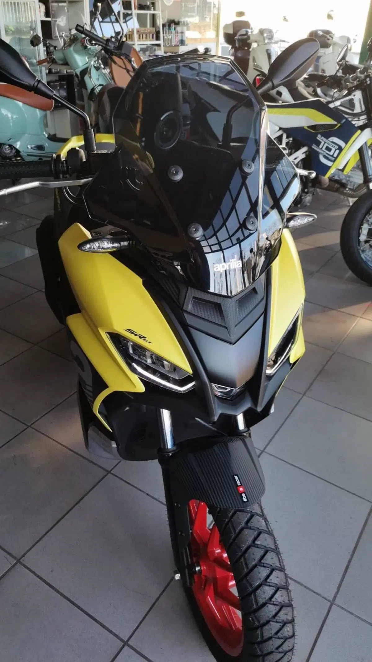 Aprilia SR GT 125 Sport ABS (2022 - 24) (5)