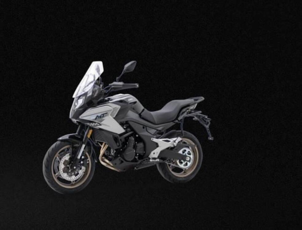 CFMOTO 700MT (2024)