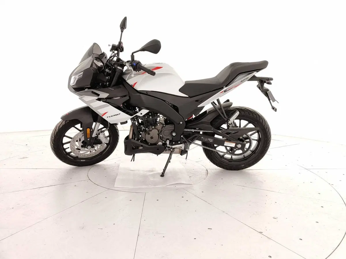 Aprilia Tuono 125 (2021 - 24) (2)