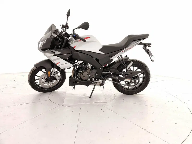 Aprilia Tuono 125 (2021 - 24) (2)