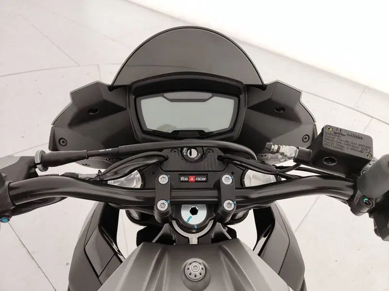 Aprilia Tuono 125 (2021 - 24) (7)