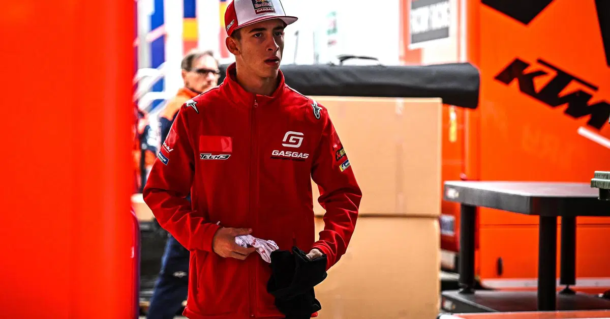 MotoGP 2023. Pedro Acosta dopo il primo test con la MotoGP: "Non bisogna essere testardi. Meglio un giro in pi&ugrave; che tornare al box in scooter"