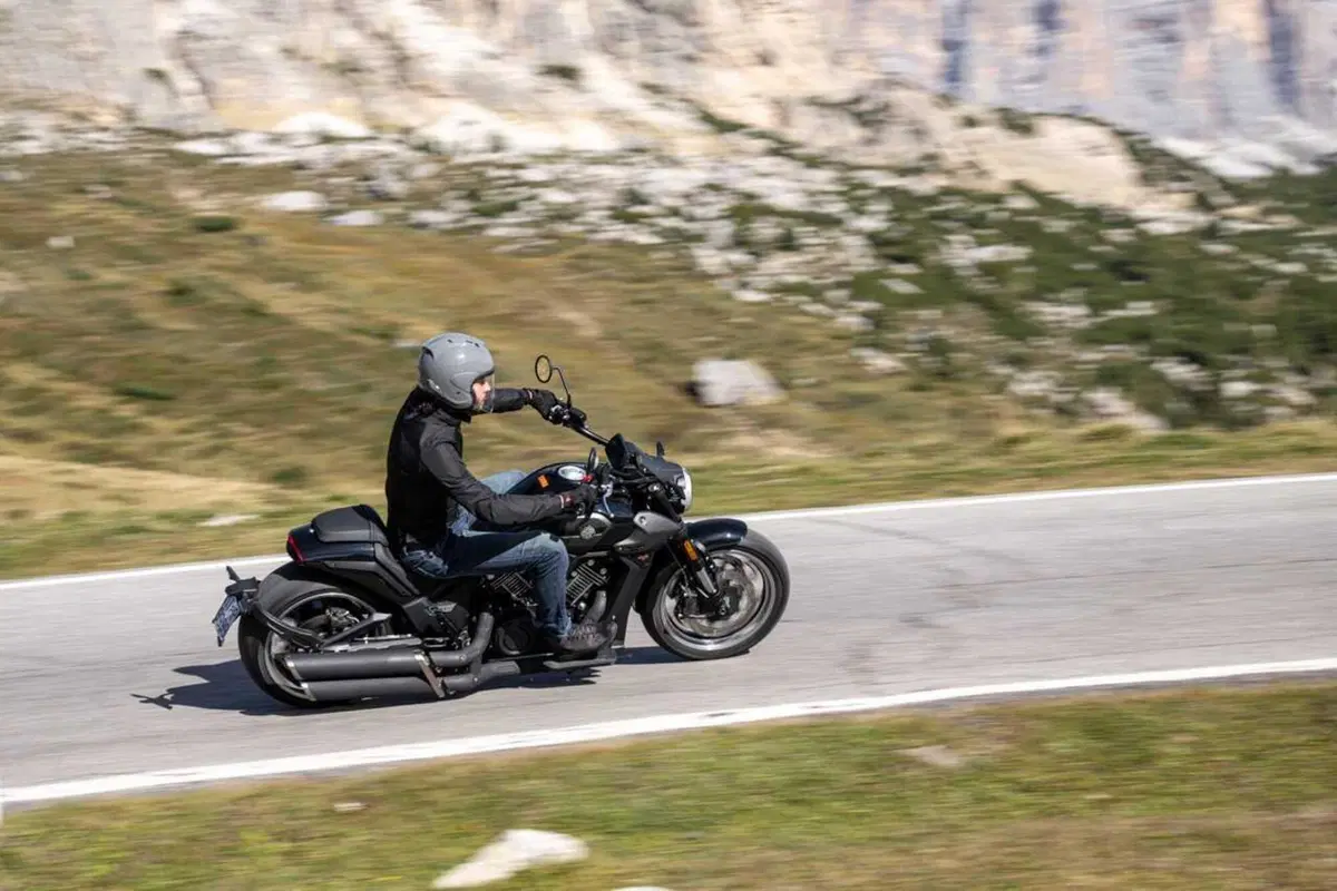 MBP C1002V: la nuova power cruiser in arrivo a meno di 10 mila euro! (24)