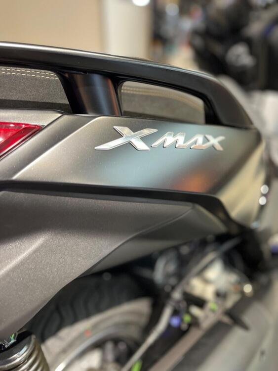 Yamaha X-Max 300 Tech Max (2021 - 24) (3)