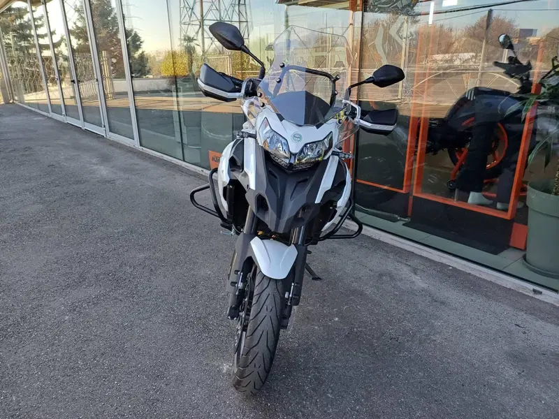 Benelli TRK 502 (2021 - 25) (2)