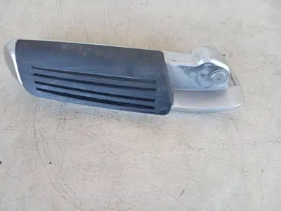 Pedana passeggero Kymco Downtown 125