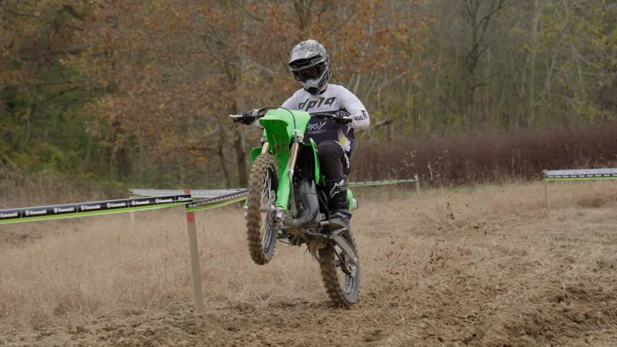 TEST Kawasaki KX 300 X: il giusto mezzo [VIDEO] (3)