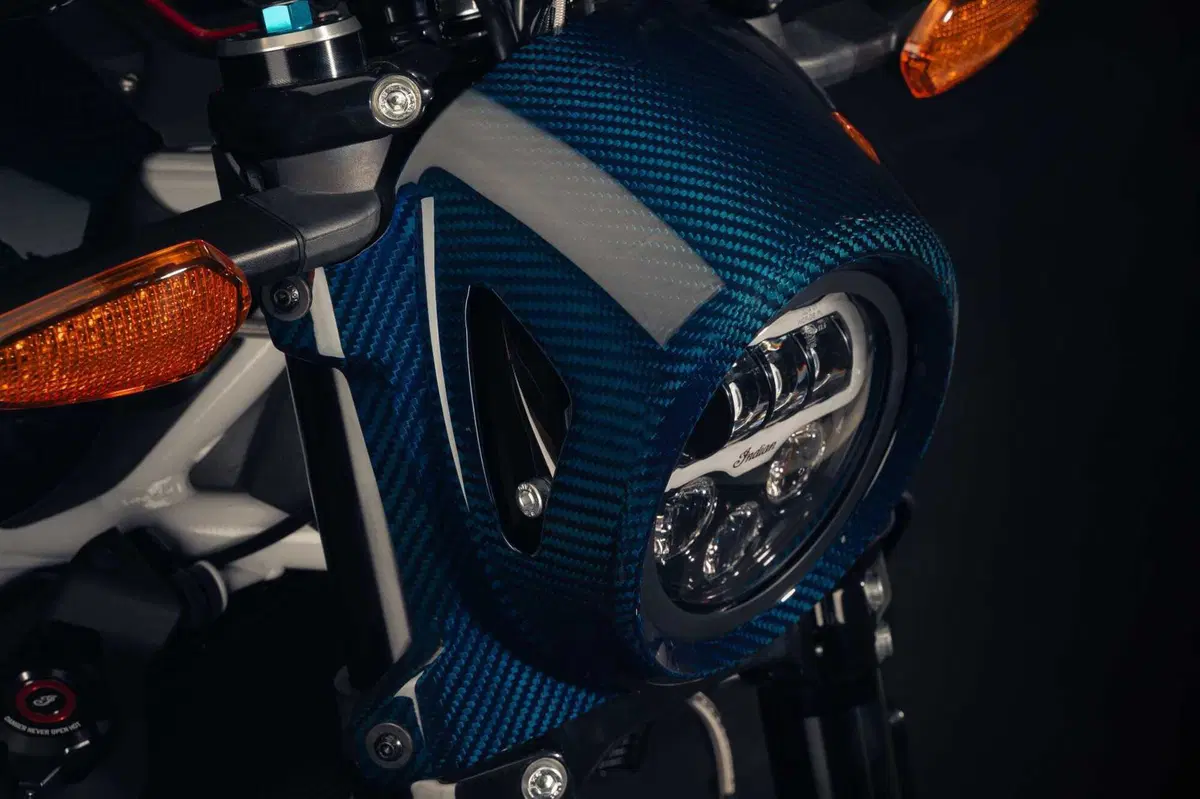 Nuova Indian FTR X 100% R Carbon: soltanto 400 al mondo  (7)