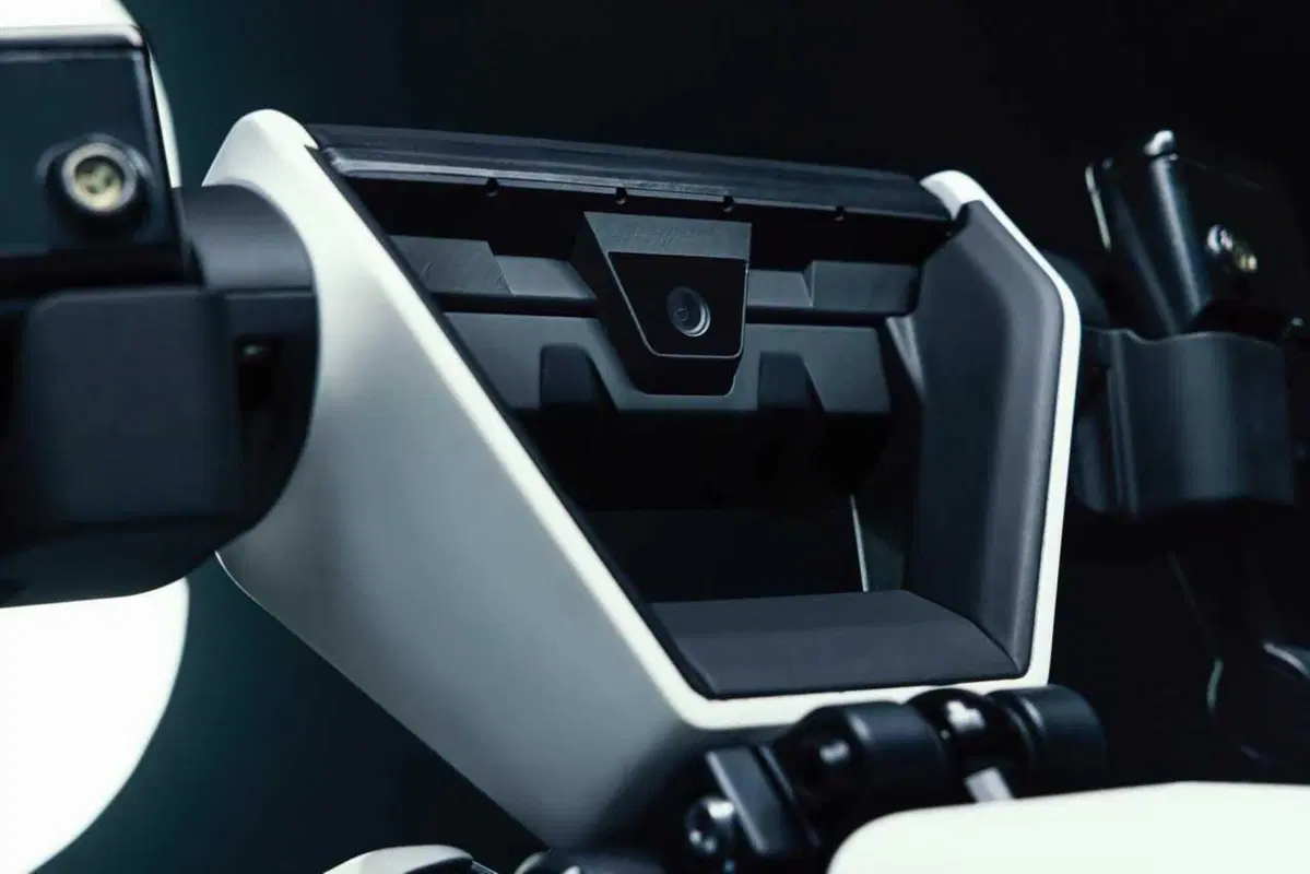 I AM Naxeon: elettrica, hi-tech e accessibile. Ve la presentiamo (32)