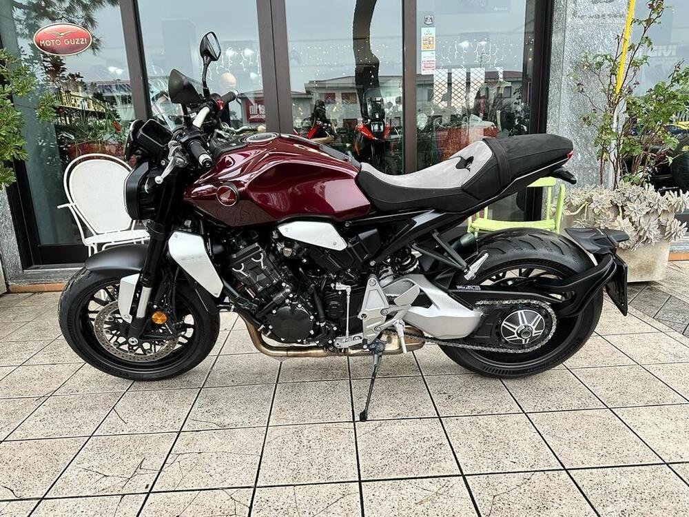Honda CB 1000 R (2021 - 24) (2)