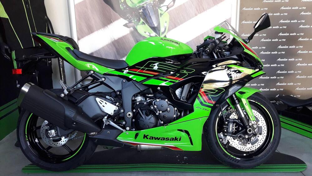 Kawasaki Ninja 636 ZX-6R (2024) (2)